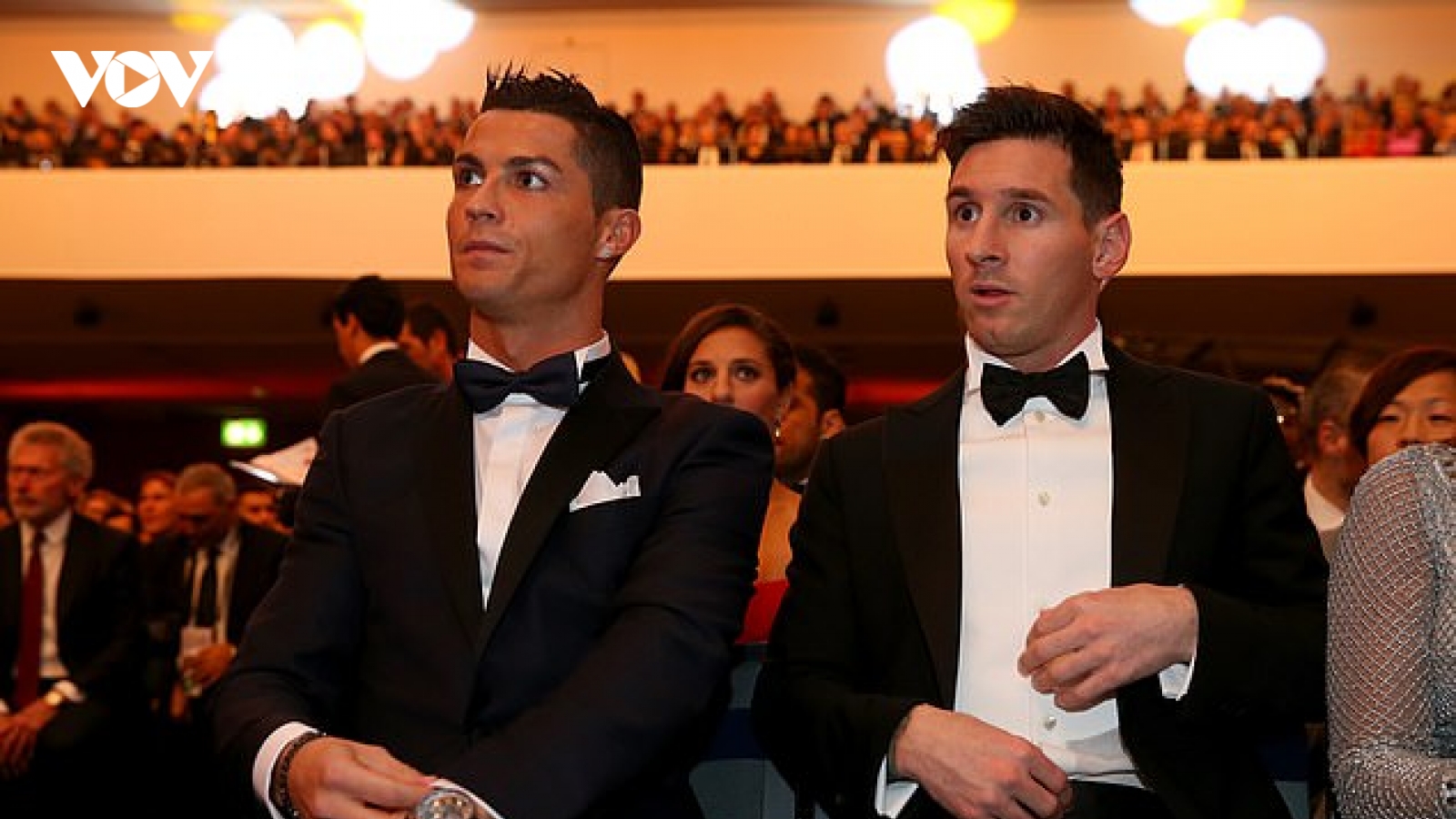 Messi mong Ronaldo sớm khỏi Covid-19