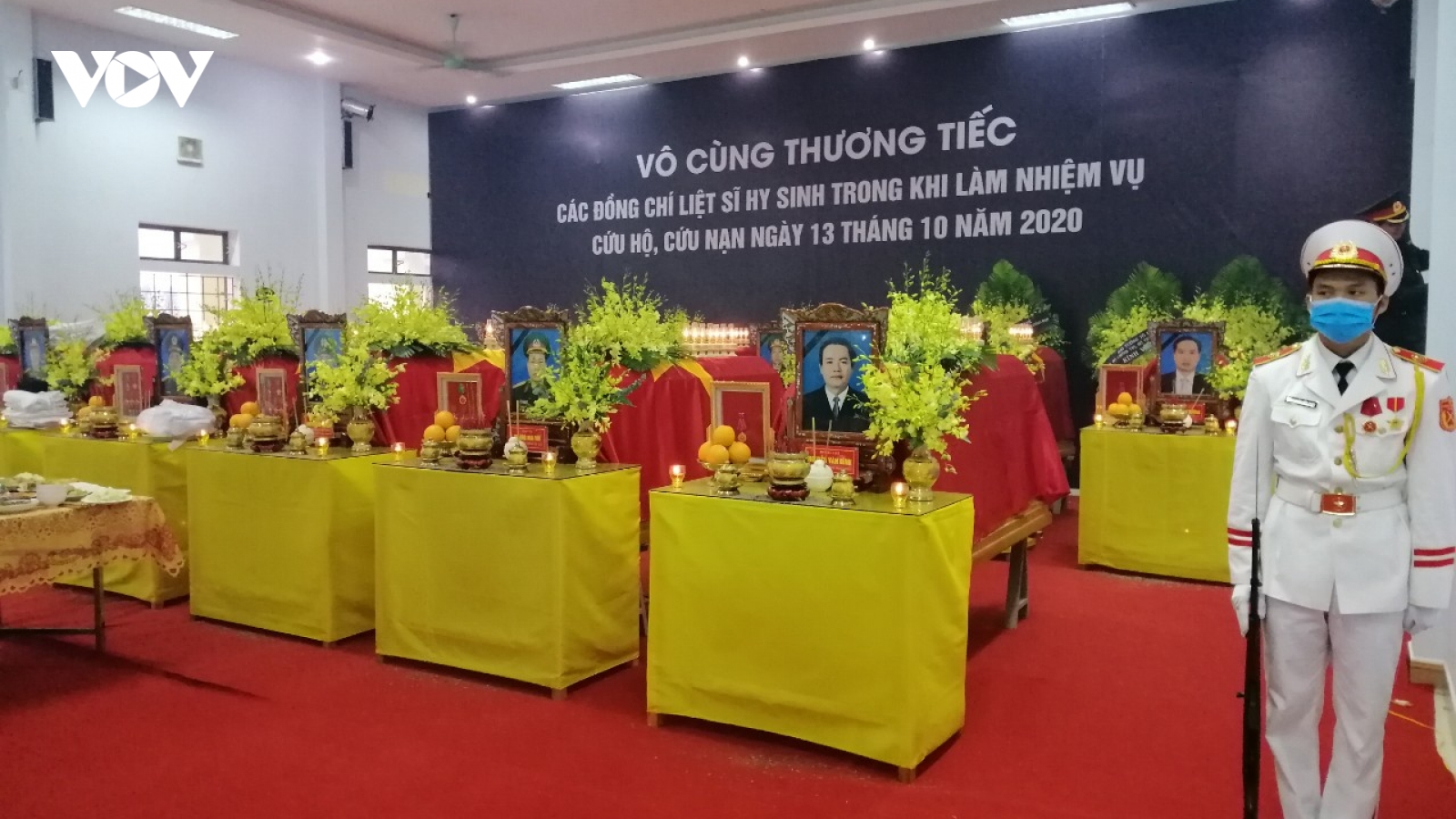Xúc động Lễ viếng và truy điệu 13 liệt sĩ hy sinh khi tìm kiếm cứu nạn tại Rào Trăng 3