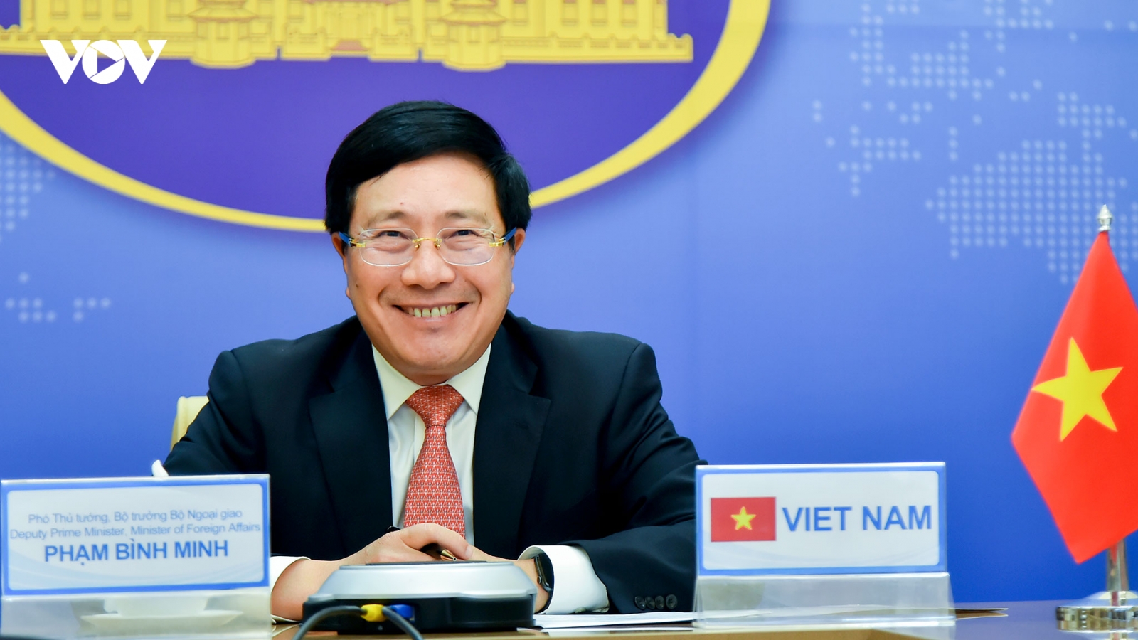 Phó Thủ tướng Phạm Bình Minh hội đàm trực tuyến với Bộ trưởng Ngoại giao Malaysia