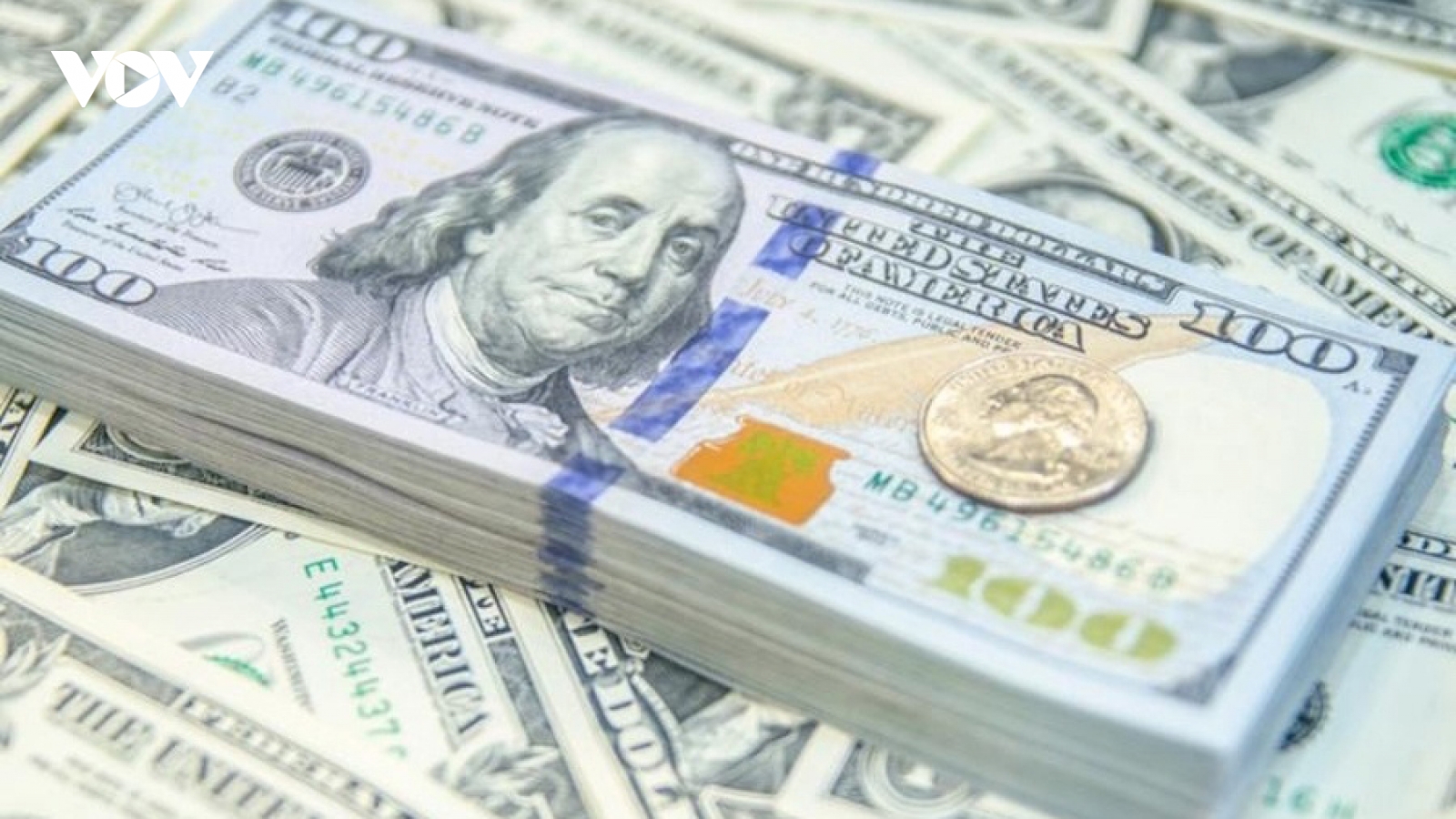 Giá USD tại các ngân hàng thương mại giảm
