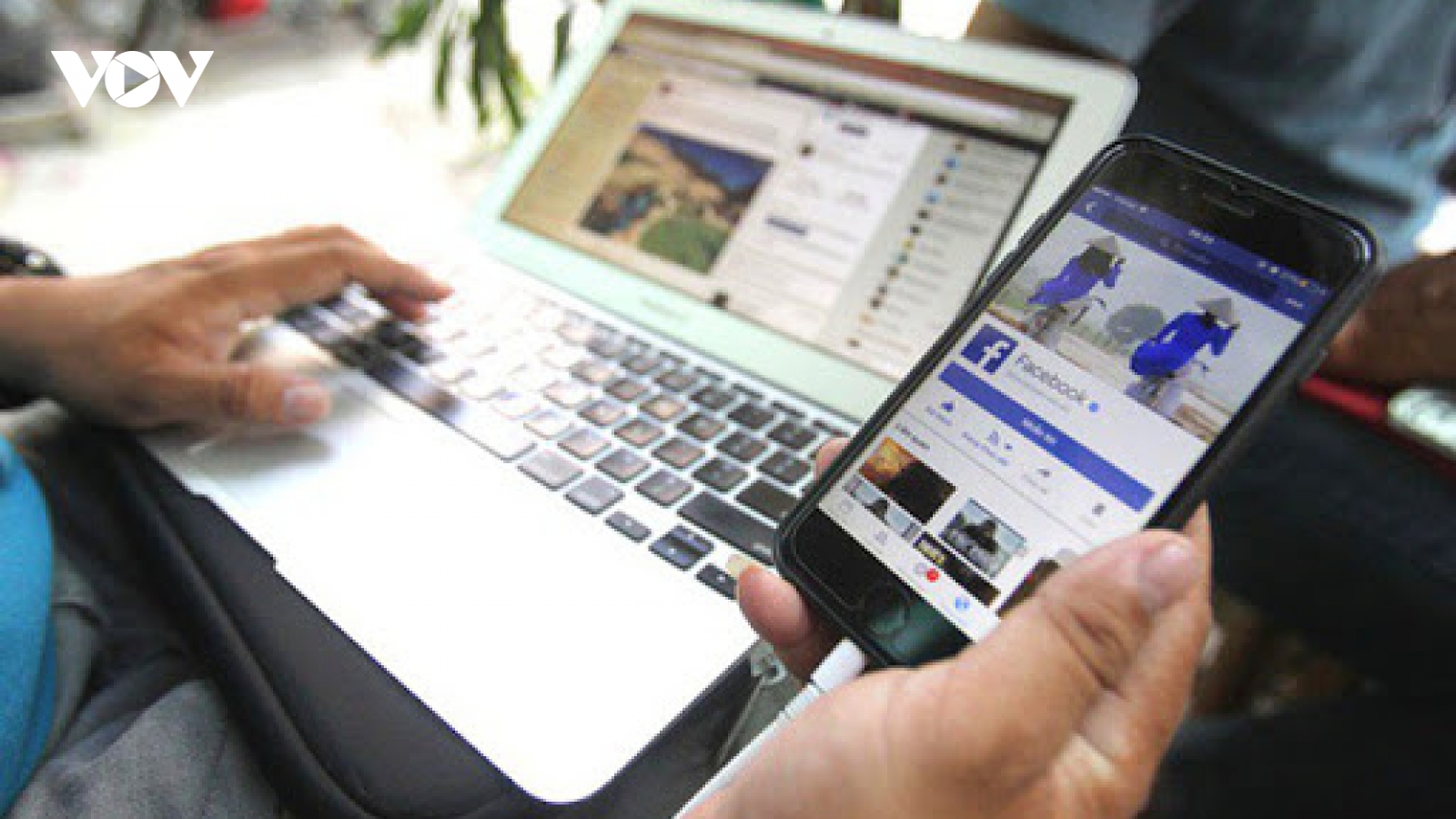 Cách nào để thu thuế thu nhập từ Facebook, google, Netflix?