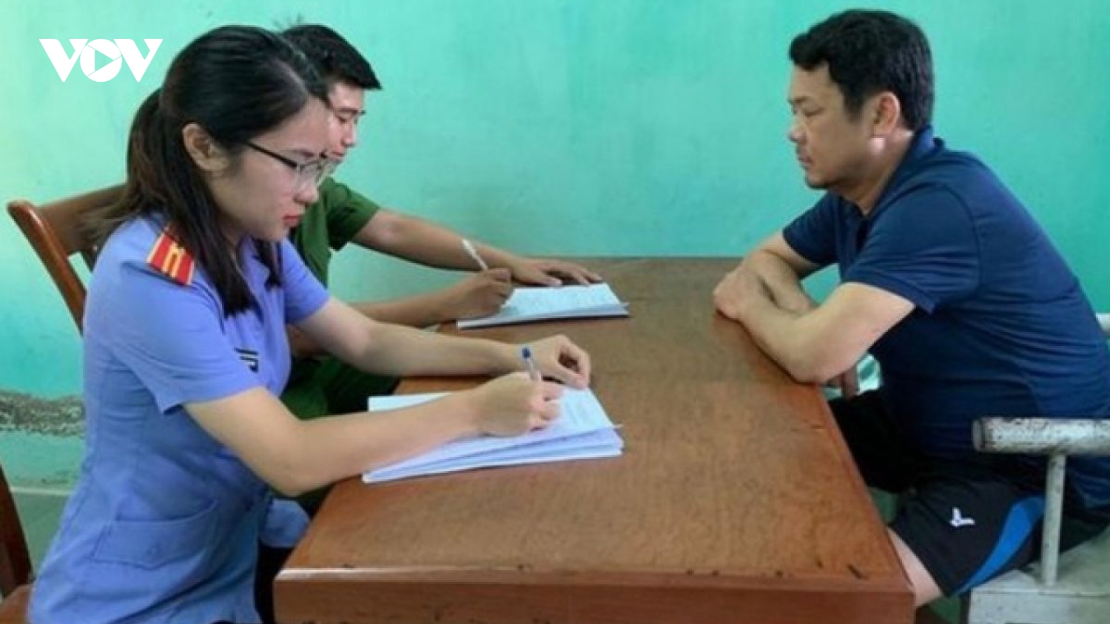 Nóng 24h: Sắp xét xử vụ giám đốc rút súng dọa giết người