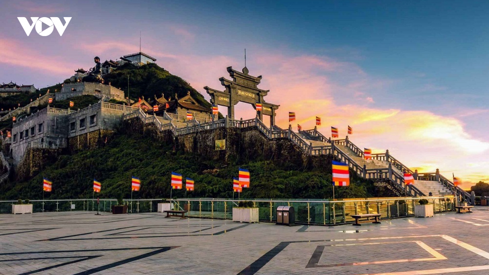 Những khoảnh khắc linh thiêng trong lễ cầu an lớn nhất trên đỉnh Fansipan