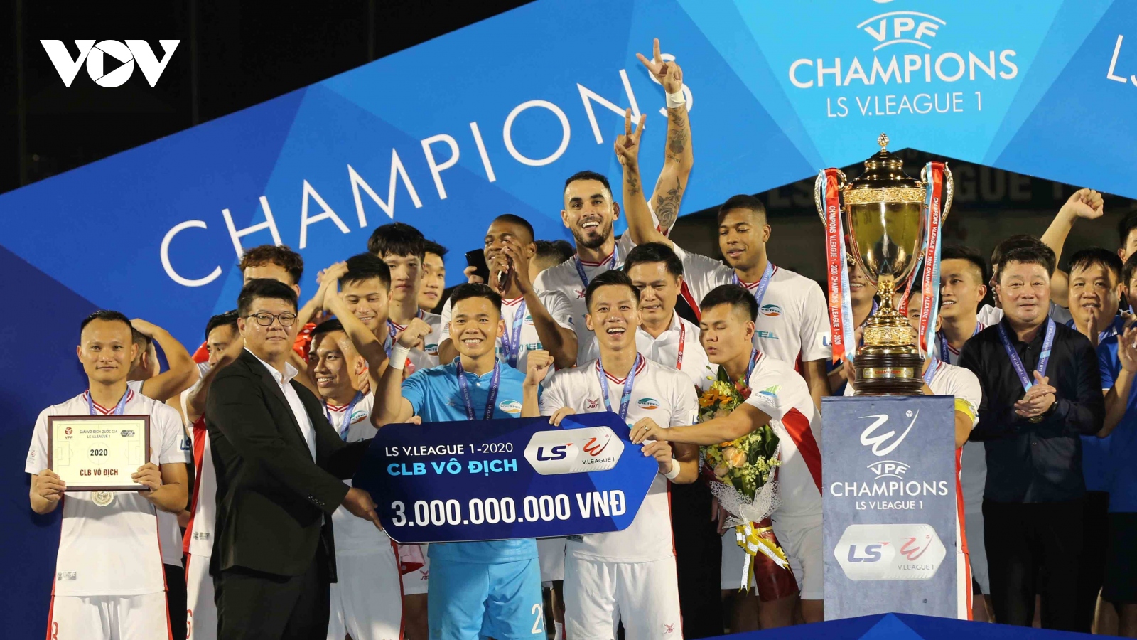 Chuyên gia giải mã thành công của Viettel ở V-League 2020