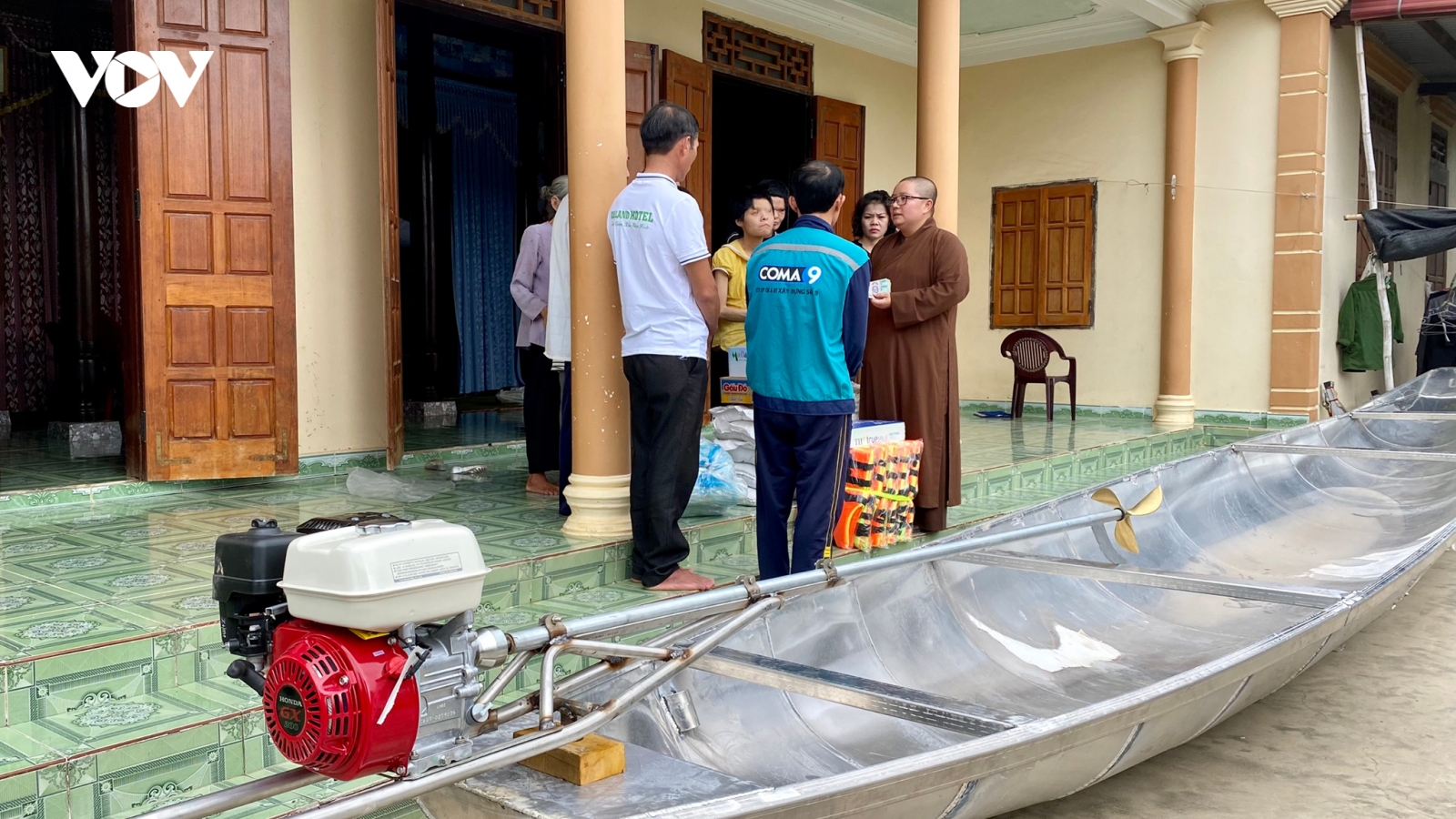 An Land chung tay hỗ trợ bà con miền Trung khắc phục khó khăn