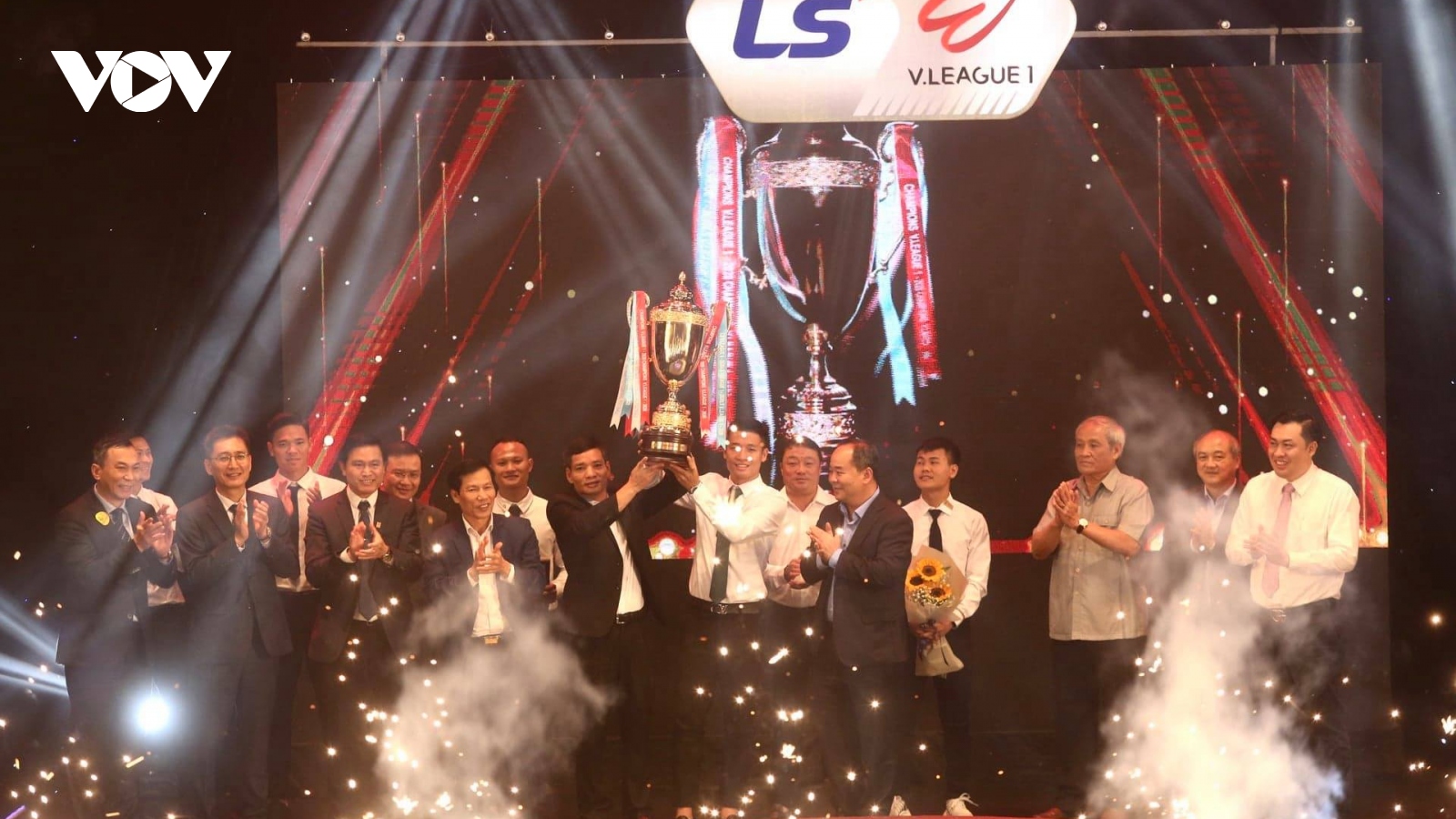 Toàn cảnh: Lễ trao giải V-League Awards 2020