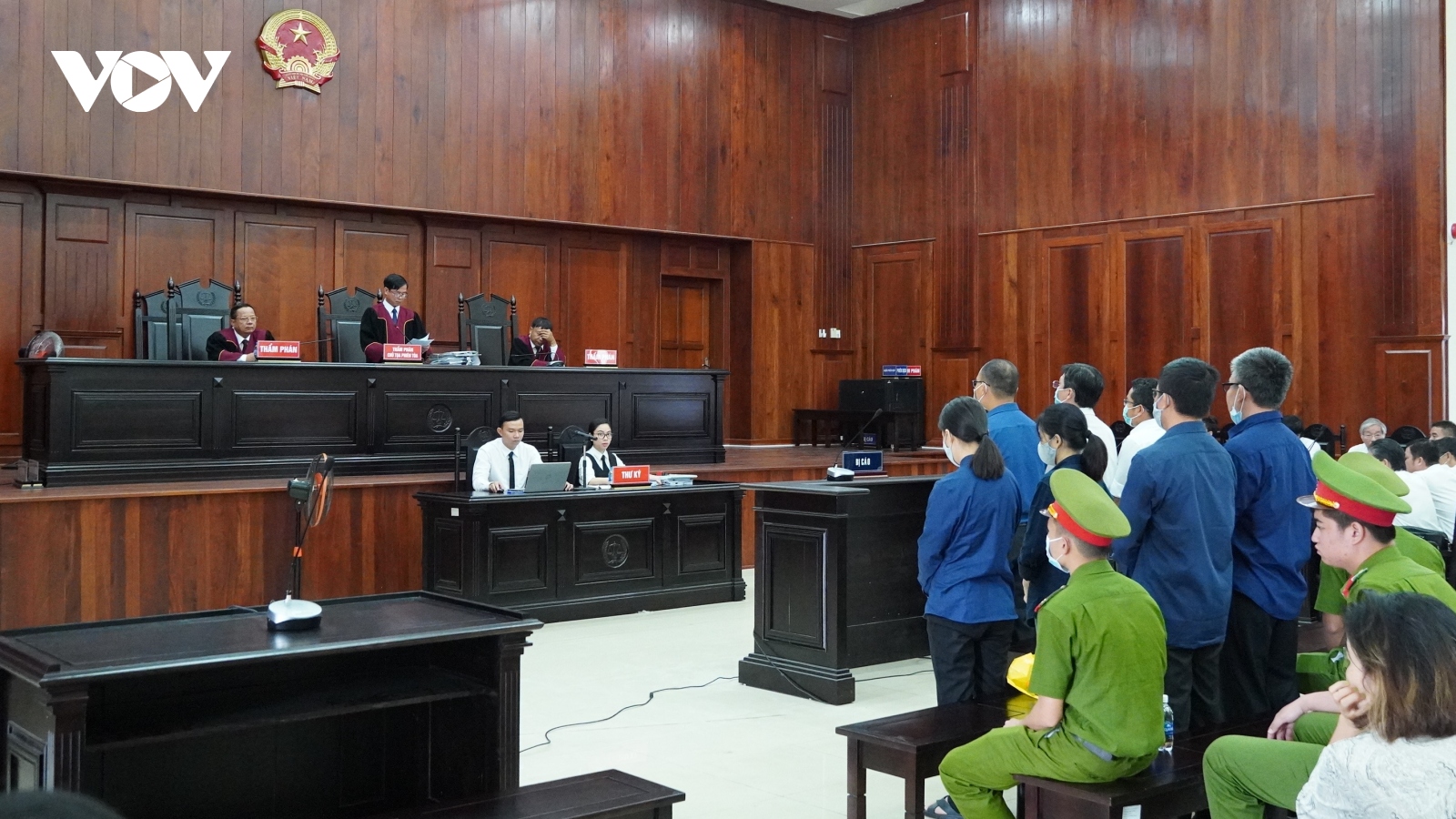 Hoãn phiên tòa xét xử phúc thẩm đại gia Trầm Bê vì vắng bị cáo