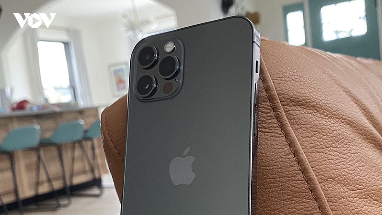 Giá đắt đỏ, iPhone 12 Pro vẫn chưa phải là chụp ảnh đẹp nhất