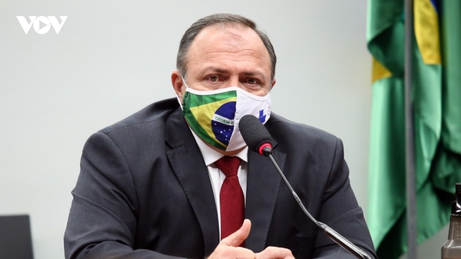 Bộ trưởng Y tế Brazil xuất viện sau 2 ngày điều trị Covid-19