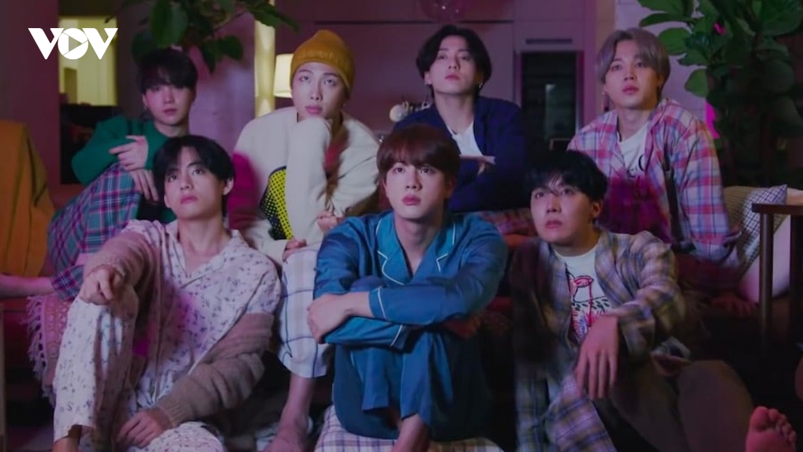 BTS ngọt ngào, ấm áp trong teaser MV "Life goes on"