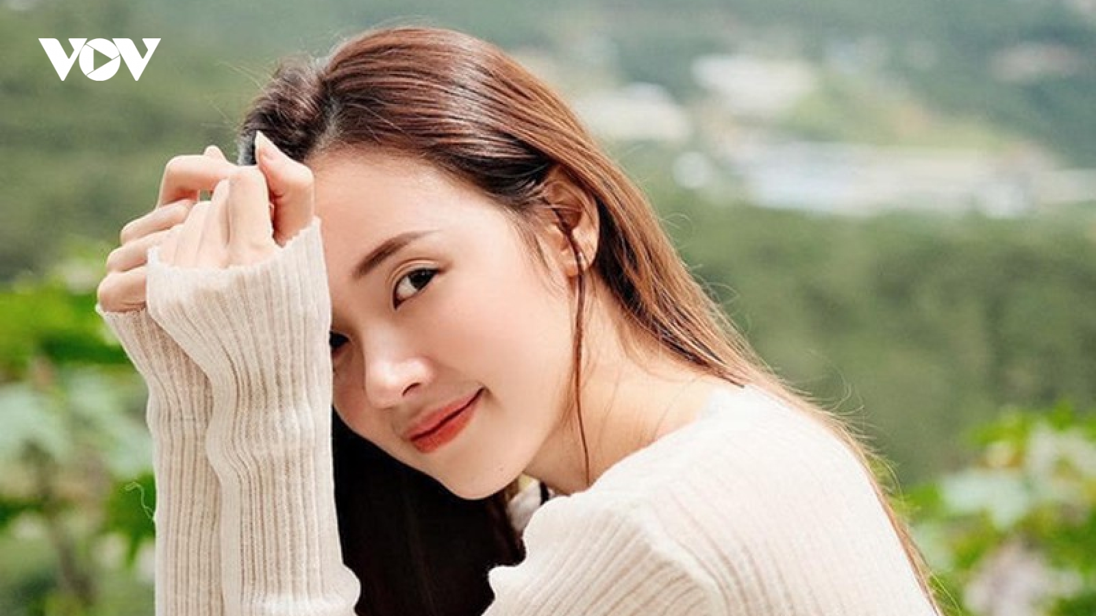 Chuyện showbiz: Midu lần đầu lên tiếng sau ồn ào "tình cũ" Phan Thành lấy vợ