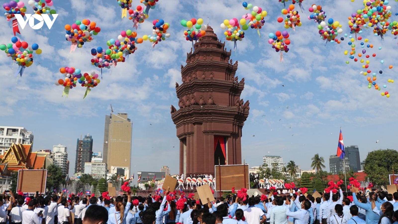 Campuchia kỷ niệm hoành tráng Quốc khánh thứ 67 giữa đại dịch Covid-19