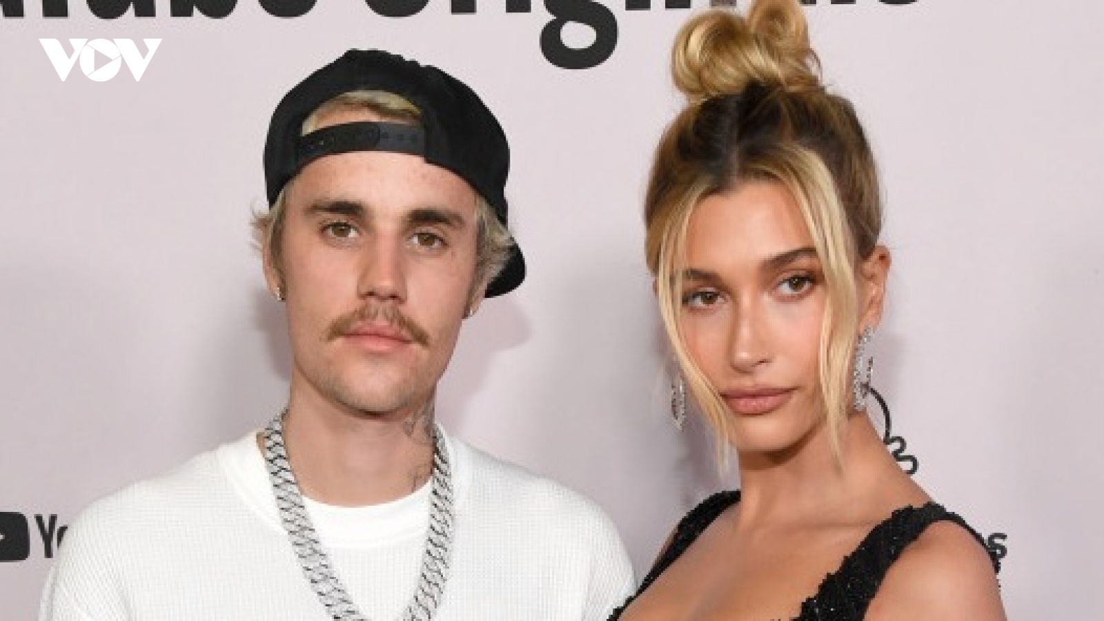 Bà xã Justin Bieber lên tiếng trước tin đồn mang thai