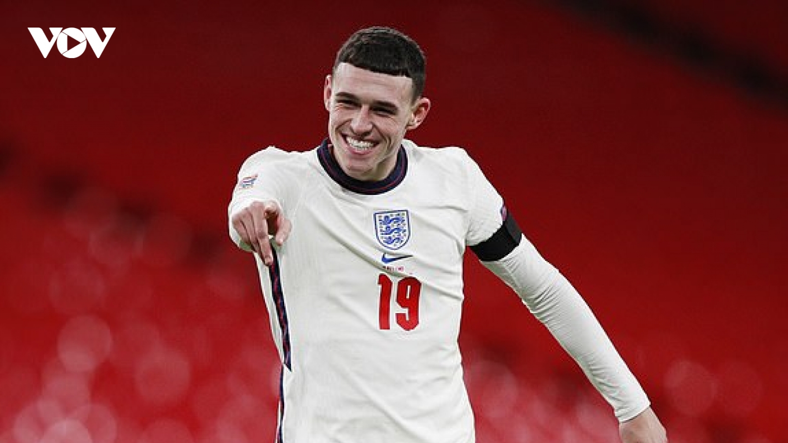 Phil Foden rực sáng, ĐT Anh thắng 4 sao trước ĐT Iceland