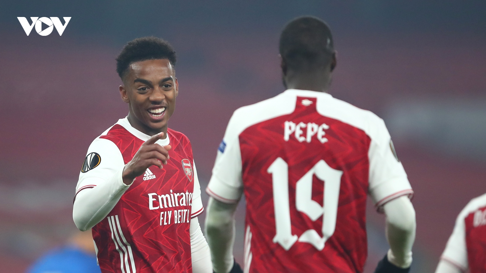 AC Milan thua sốc Lille, Arsenal và Tottenham thắng đậm ở Europa League