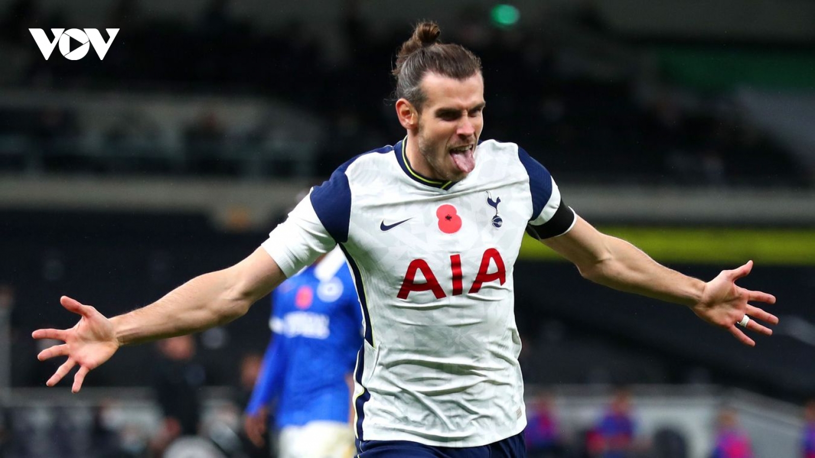 Gareth Bale ghi bàn, Tottenham vươn lên đứng nhì Premier League