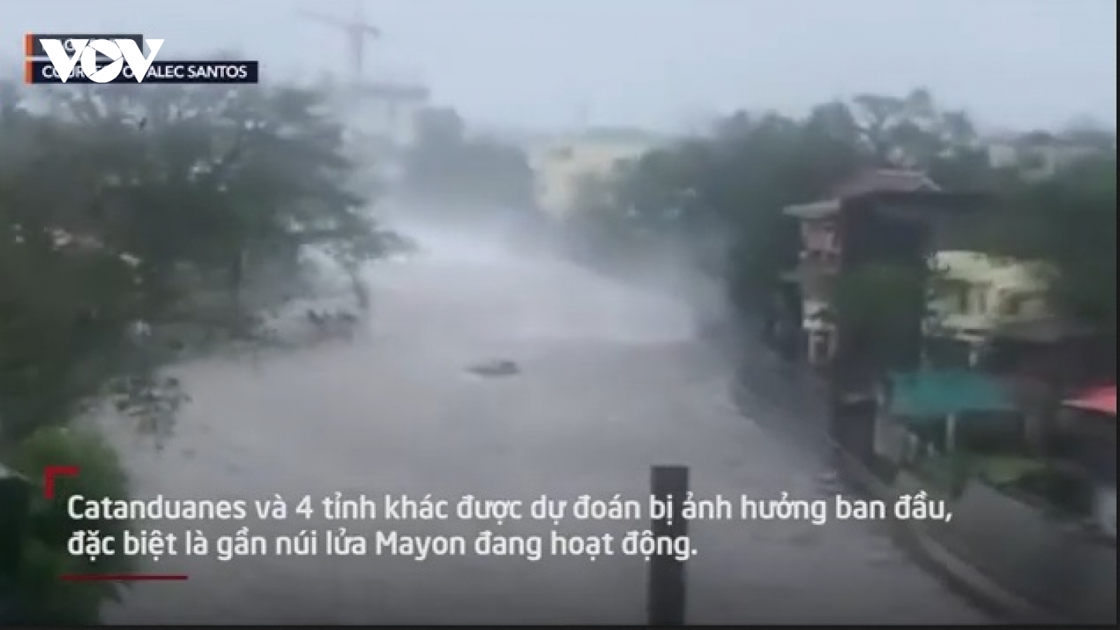 Hình ảnh khủng khiếp ngay sau khi siêu bão Goni đổ bộ Philippines