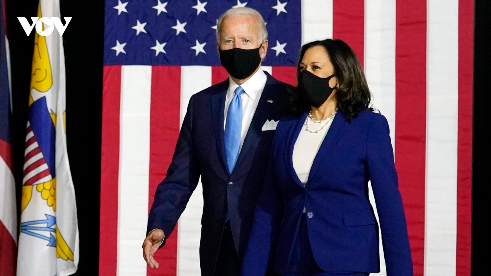 “Thách thức khổng lồ” chờ đợi ông Biden ở phía trước