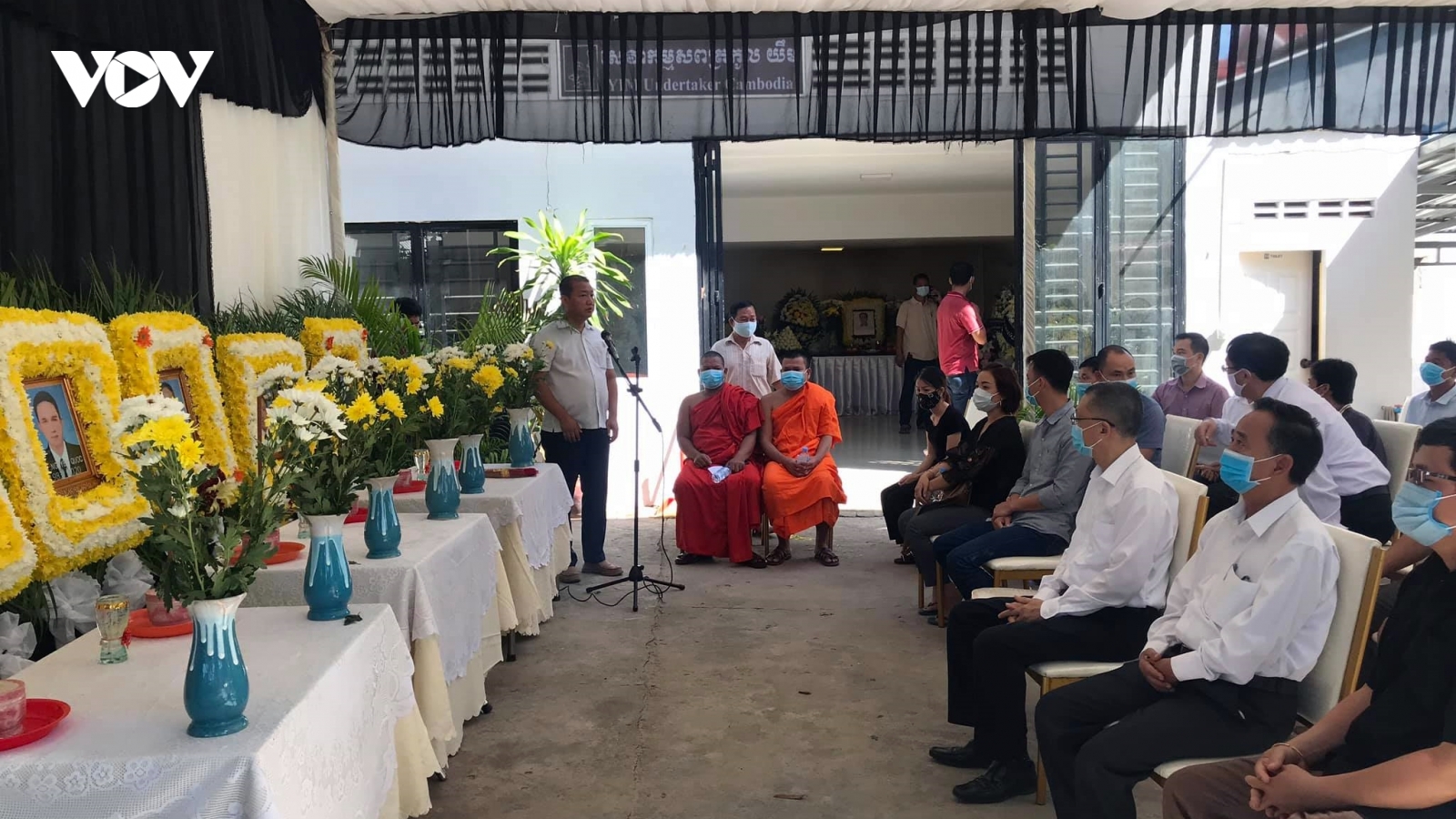 Tổ chức lễ tưởng niệm các nạn nhân vụ tai nạn ở Campuchia