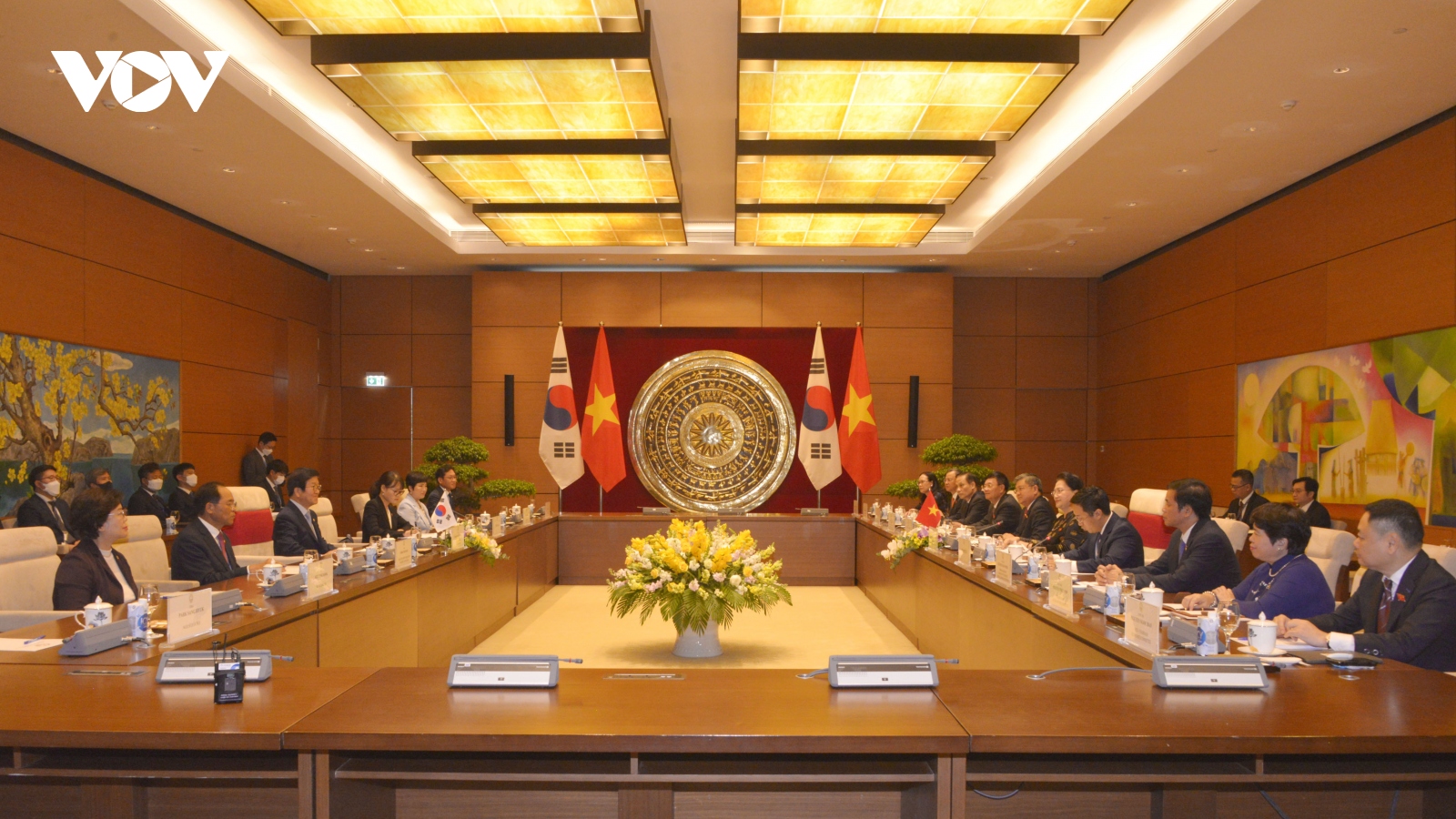 Chủ tịch Quốc hội Nguyễn Thị Kim Ngân đón, hội đàm với Chủ tịch Quốc hội Hàn Quốc