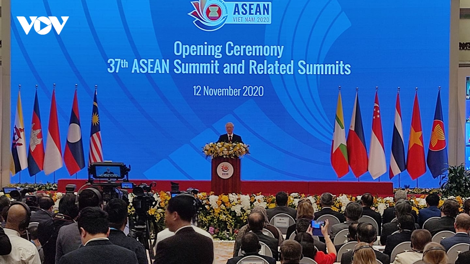 Bế mạc cấp cao ASEAN 37 và ký Hiệp định Đối tác Kinh tế Toàn diện Khu vực RCEP