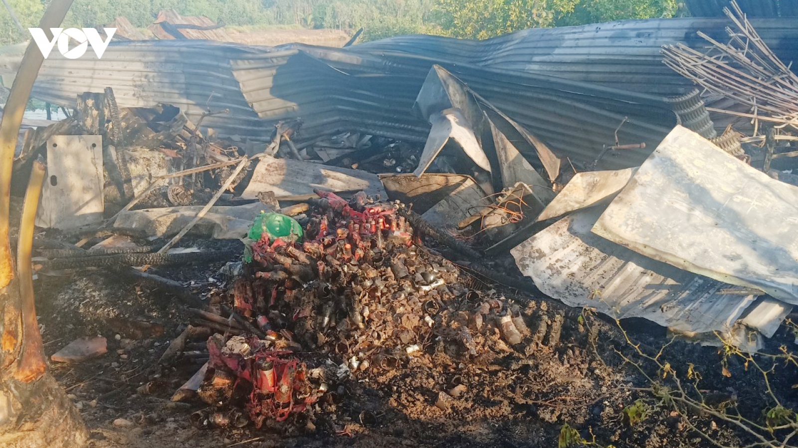 Cháy nhà nghi do chập điện, thiệt hại gần 300 triệu đồng