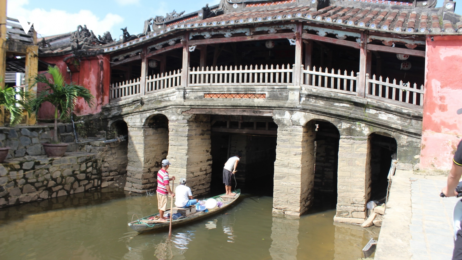 Nhiều di tích ở Hội An xuống cấp trầm trọng sau mưa lũ