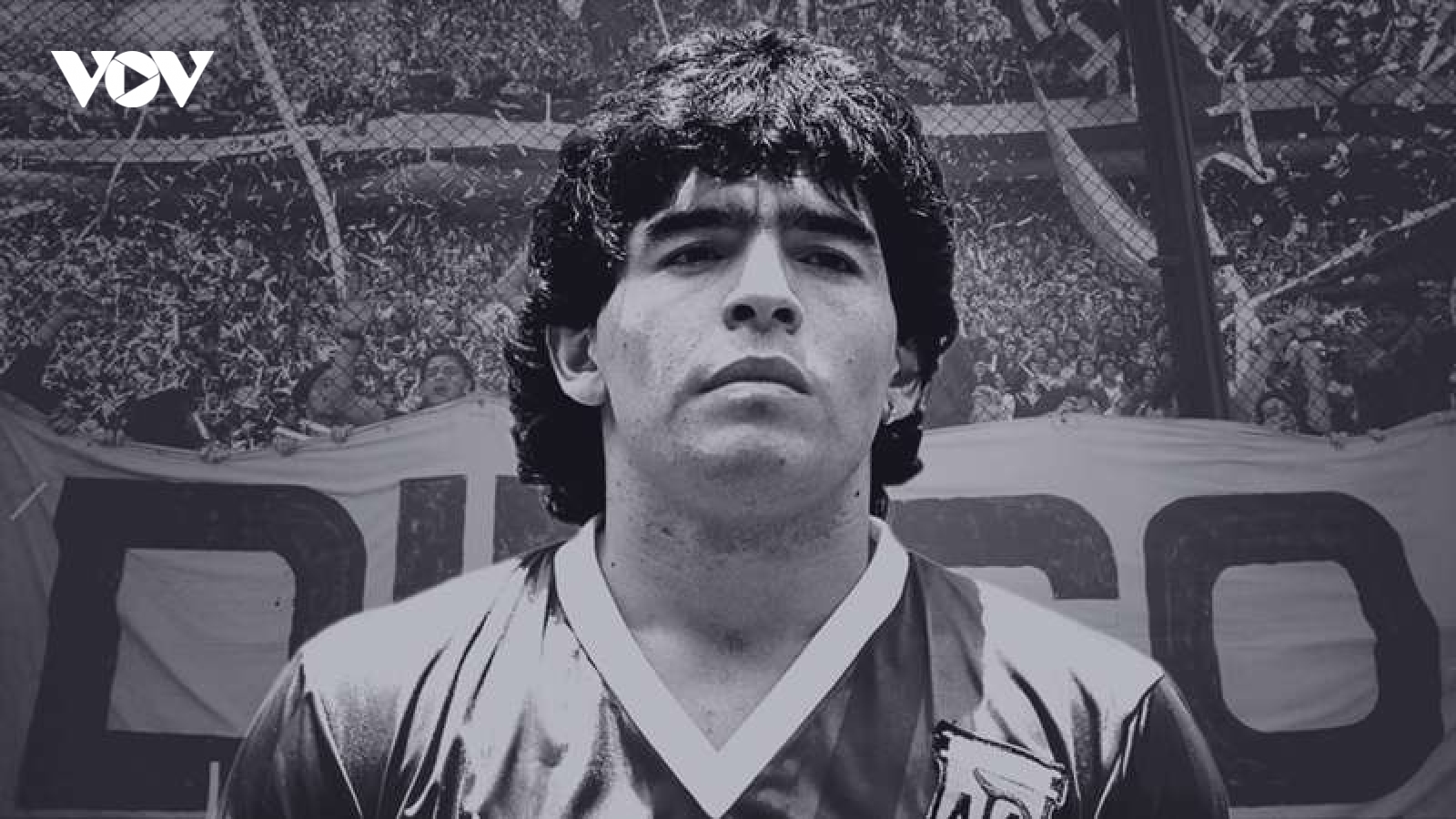 Huyền thoại bóng đá Maradona qua đời: Pele, Ronaldo và Messi gửi lời chia buồn