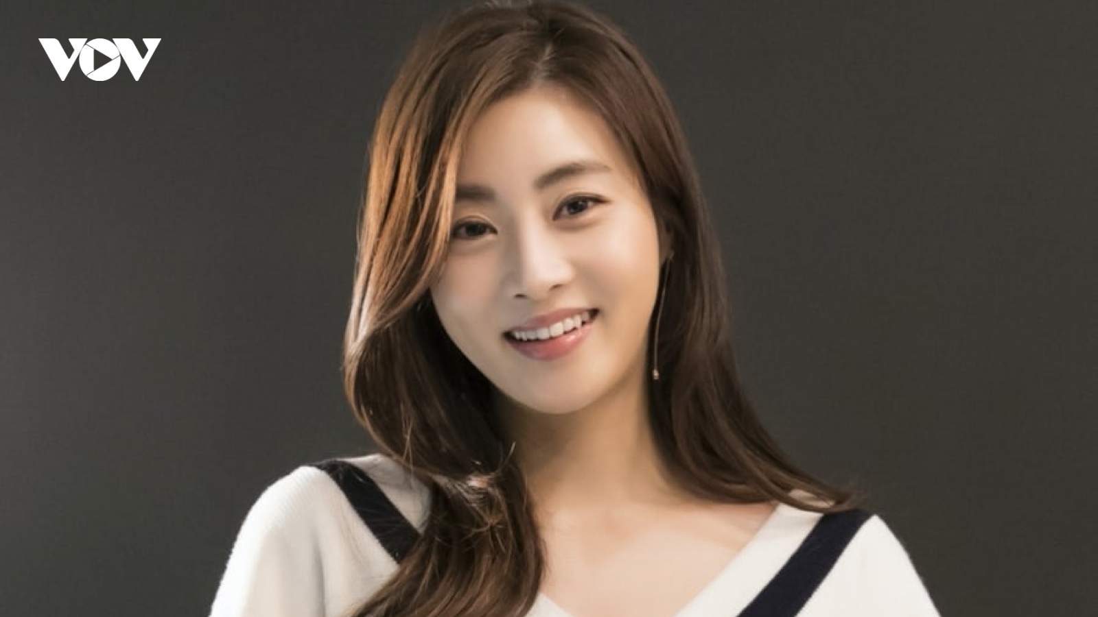 "Tình cũ" Hyun Bin - Kang Sora mang thai con đầu lòng