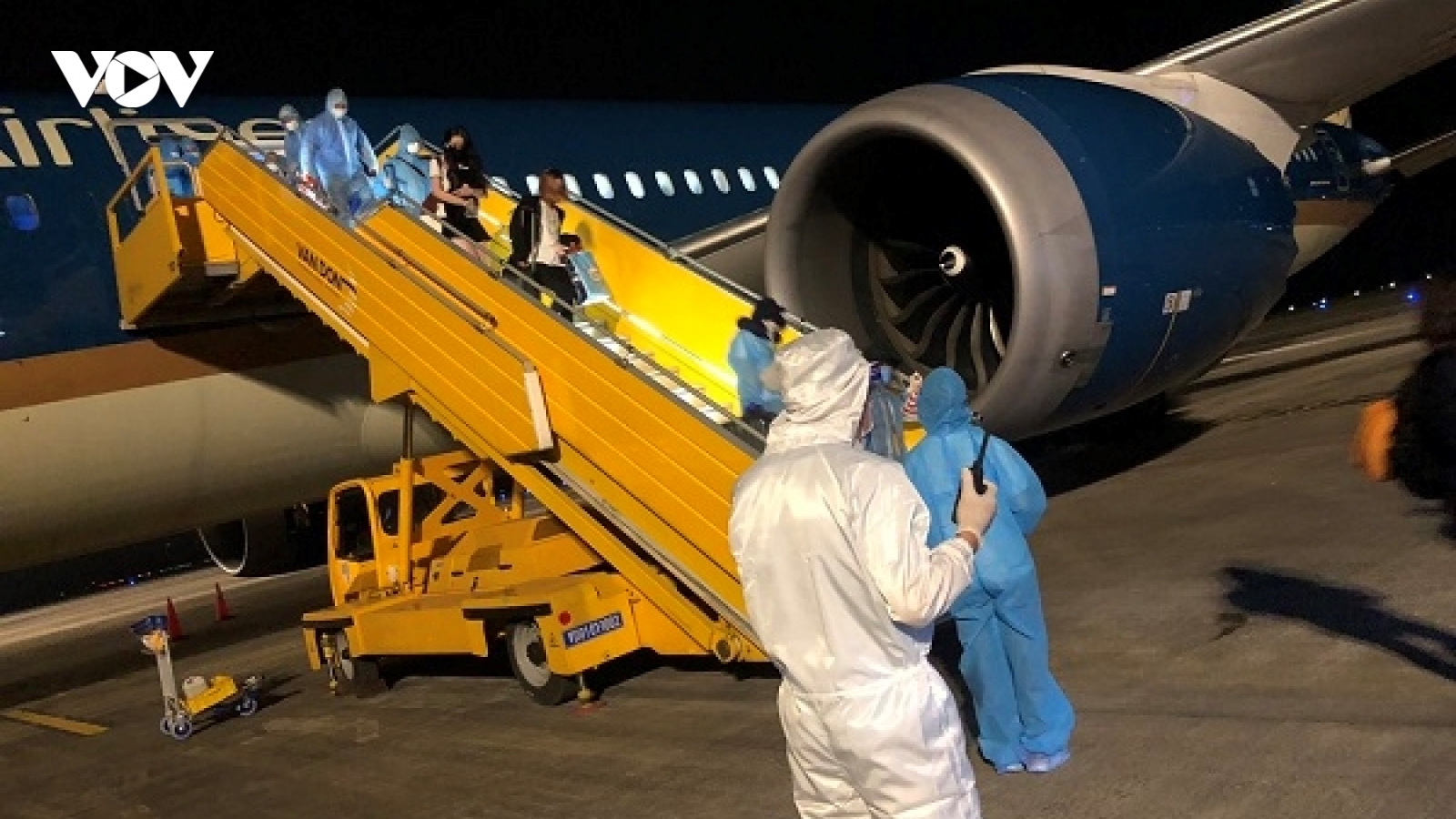 Đưa công dân Việt Nam từ Philippines về nước