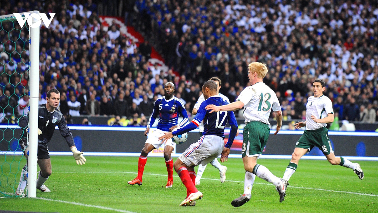 Ngày này năm xưa: Henry dùng tay đưa ĐT Pháp đến World Cup 2010
