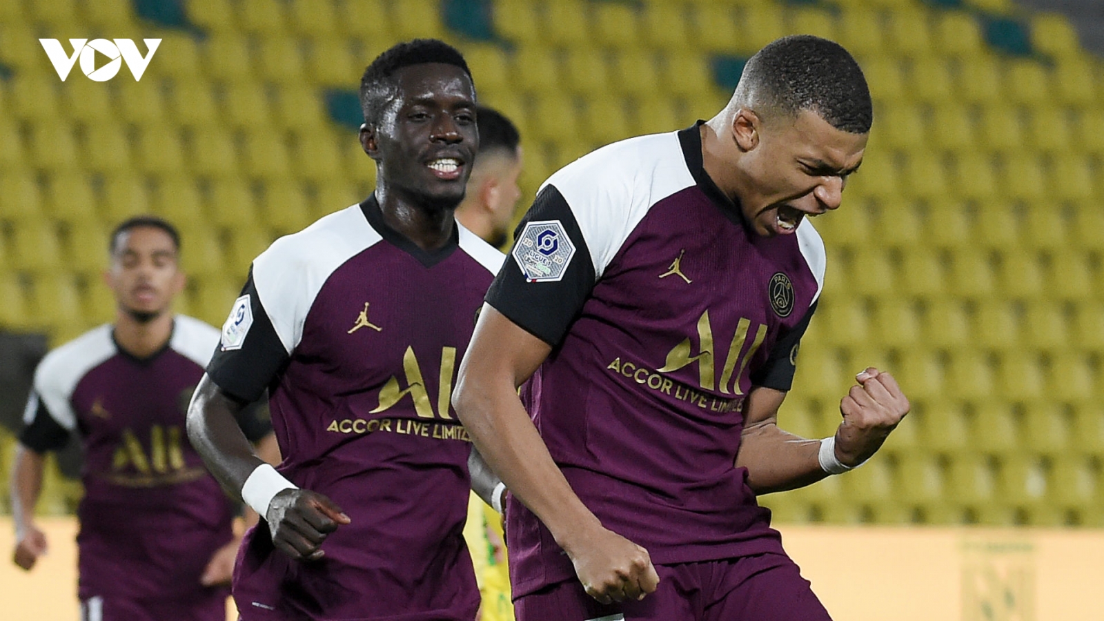 Mbappe lập "đại công", PSG thắng 7 trận liên tiếp ở Ligue 1