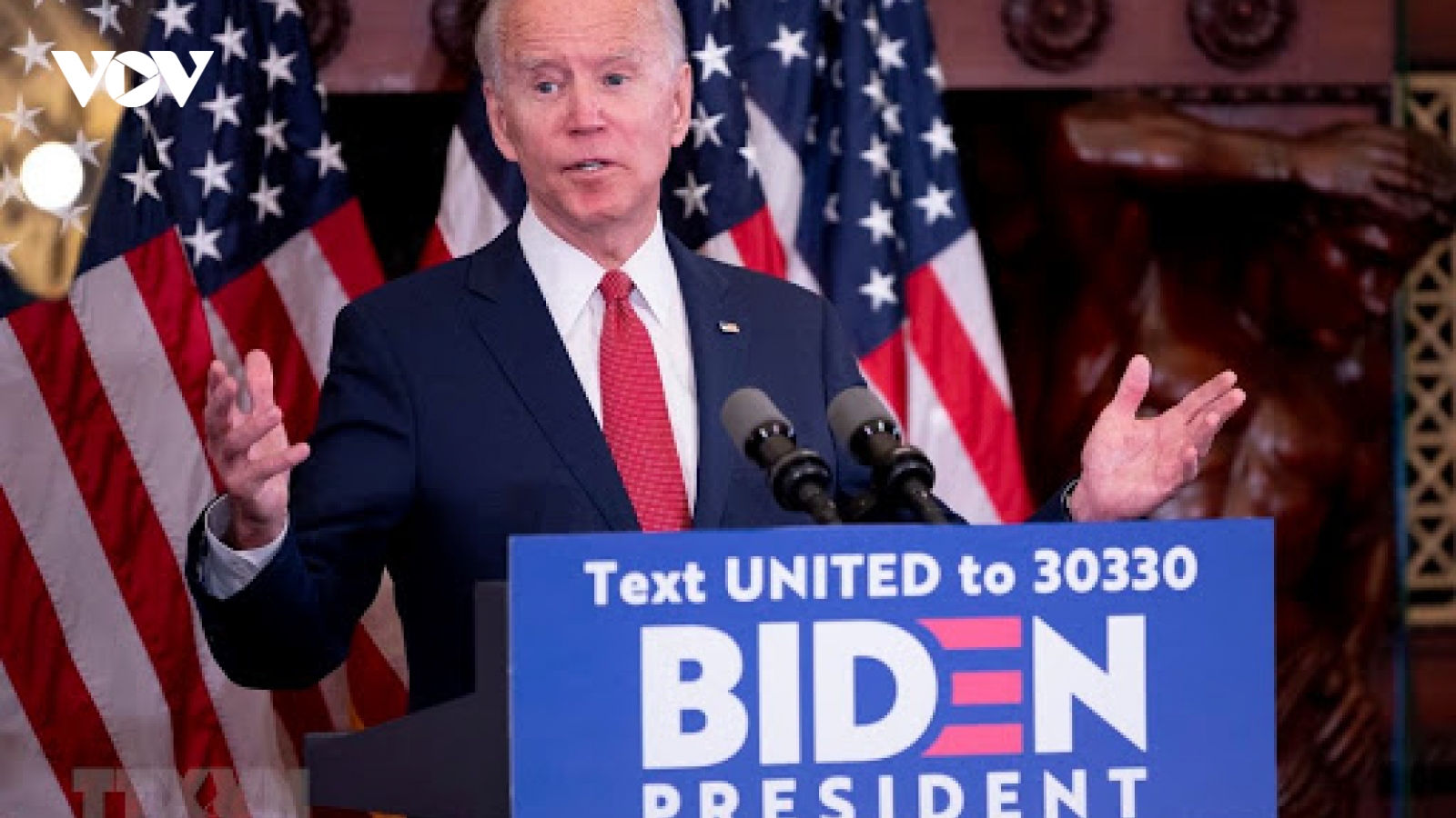 Chiến dịch của ông Biden cân nhắc dùng pháp lý nhằm thúc đẩy quá trình chuyển giao
