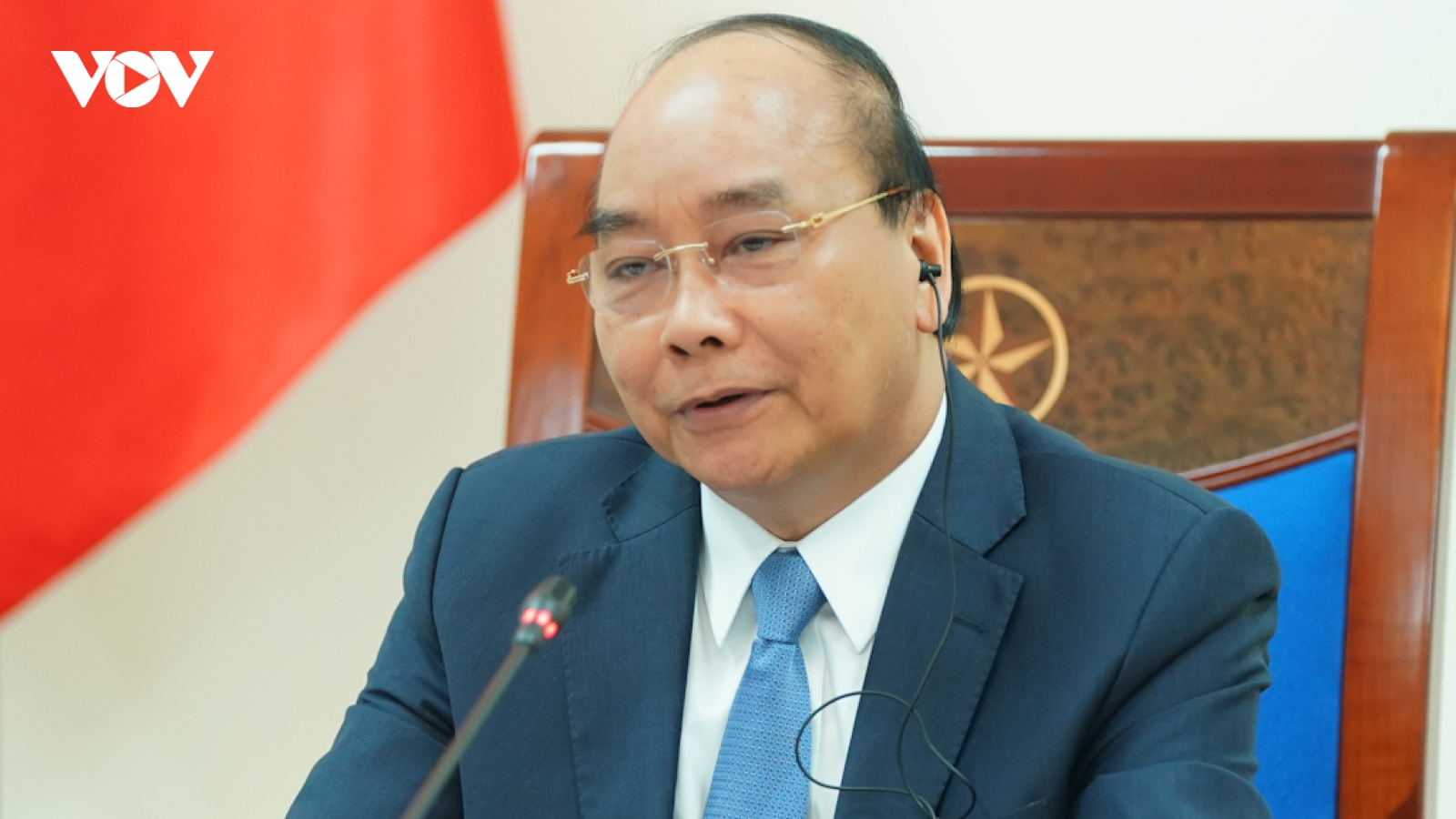 Thủ tướng Chính phủ Nguyễn Xuân Phúc hội đàm trực tuyến với Thủ tướng Campuchia Hun Sen