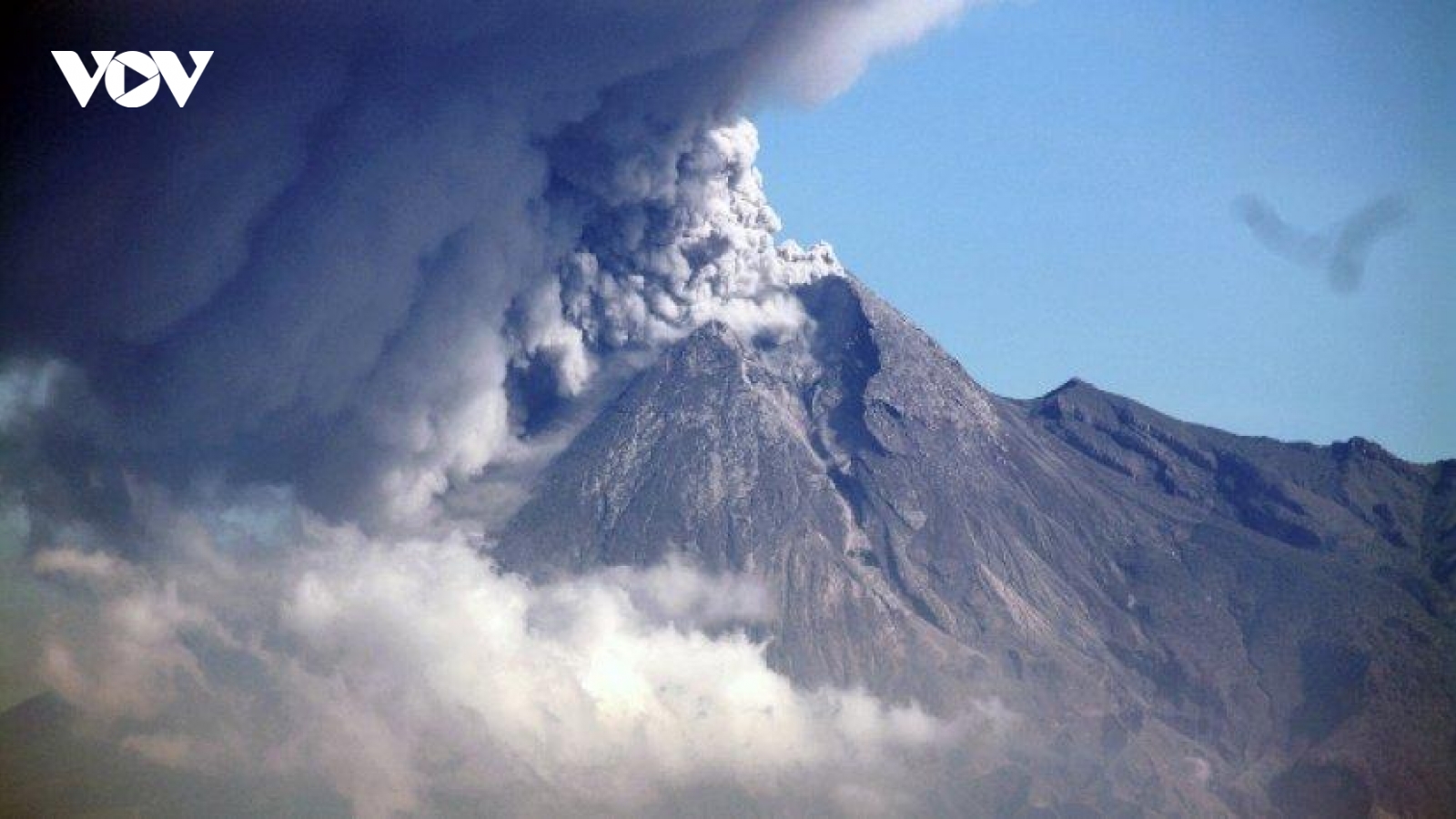 Indonesia ban bố tình trạng khẩn cấp do phun trào núi lửa Merapi
