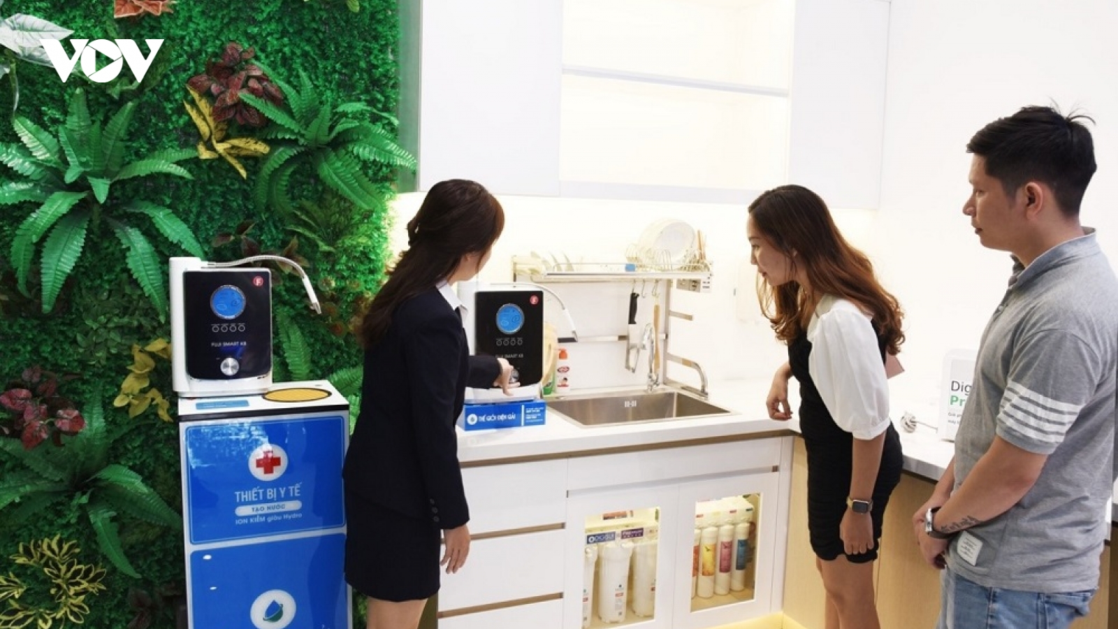 Khám phá shophouse máy lọc nước ion kiềm mới nhất của Thế Giới Điện Giải