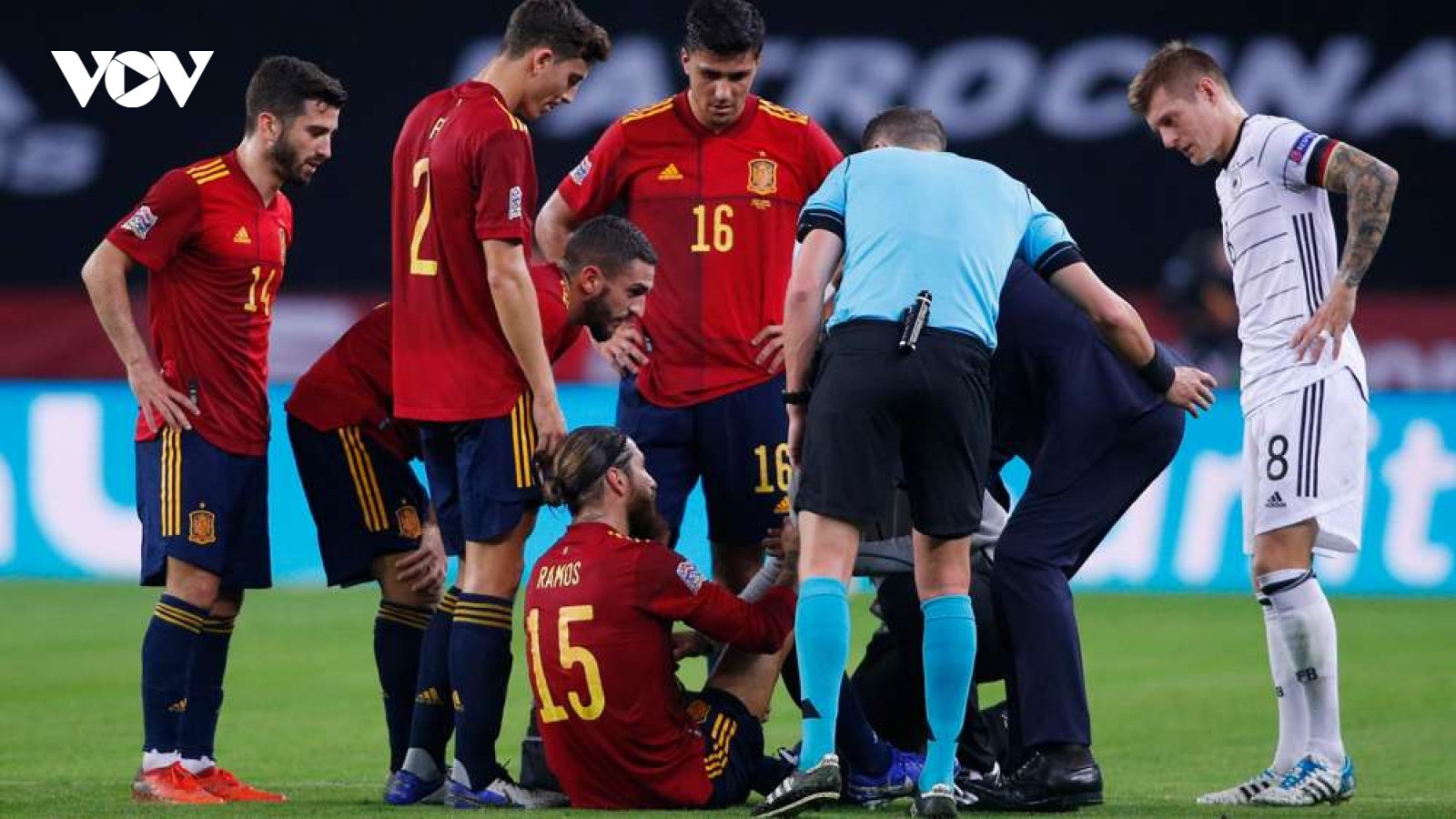 Real Madrid nhận "hung tin" từ đội trưởng Sergio Ramos 