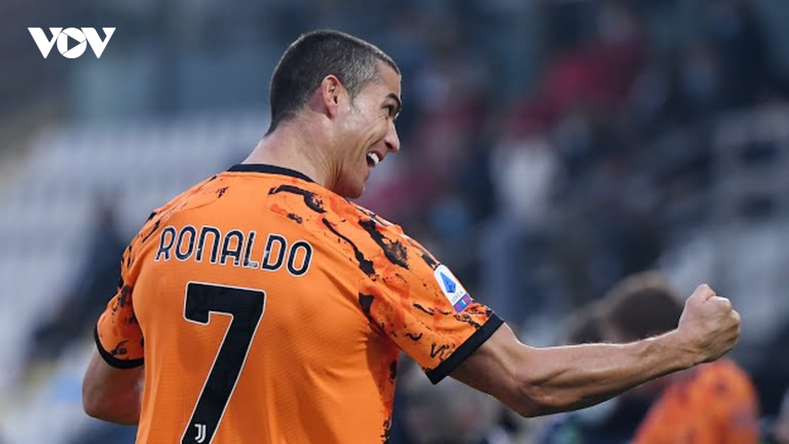 Spezia 1-4 Juventus: Màn tái xuất hoành tráng của Cristiano Ronaldo