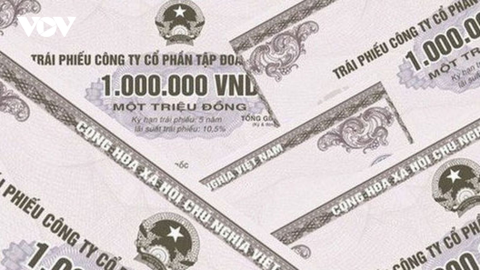 "Dội bom" nhà đầu tư cá nhân để "dụ" mua trái phiếu doanh nghiệp