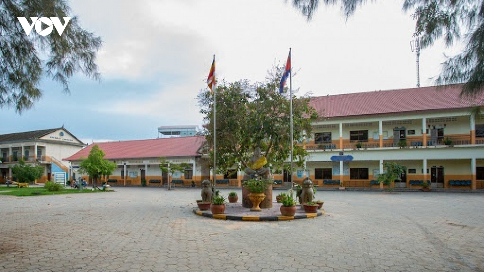 Campuchia đóng cửa tất cả các trường học và trung tâm giải trí vì Covid-19