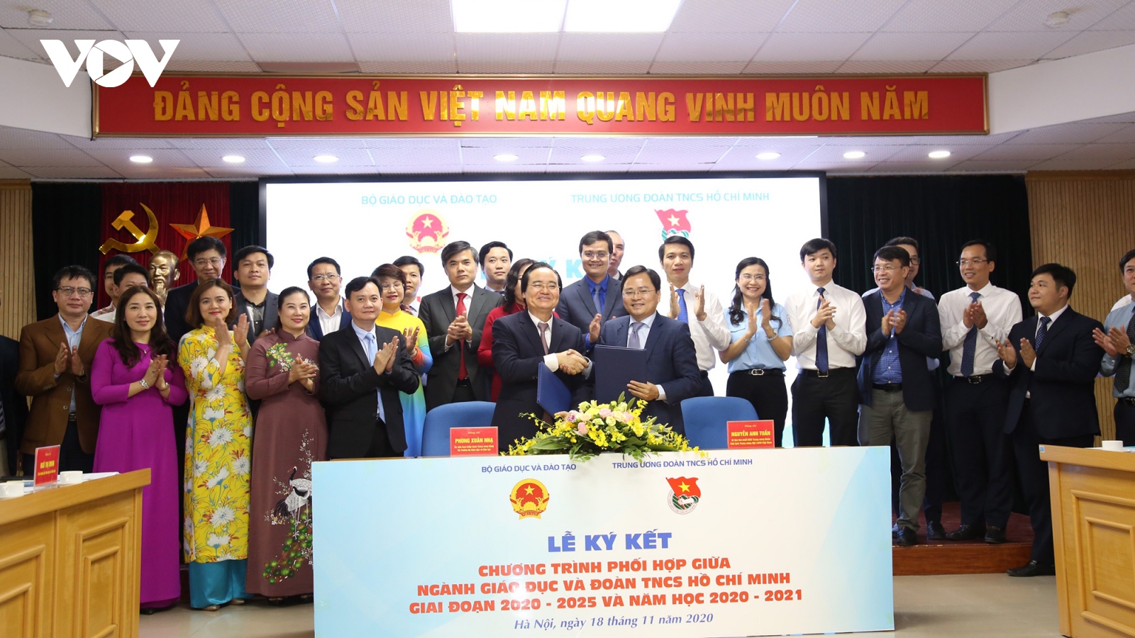 Ký kết chương trình phối hợp giữa ngành Giáo dục và Đoàn TNCS Hồ Chí Minh