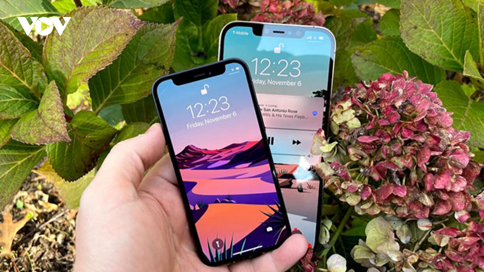 Đi tìm nơi “chôn nhau cắt rốn” các bộ phận iPhone 12