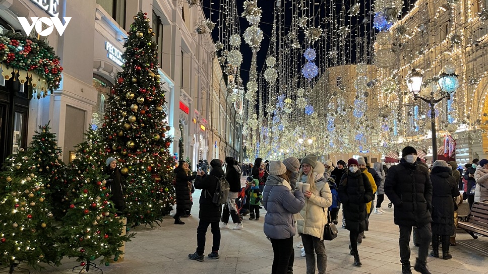Moscow khuyến cáo người dân thận trong với Covid-19 vào dịp năm mới