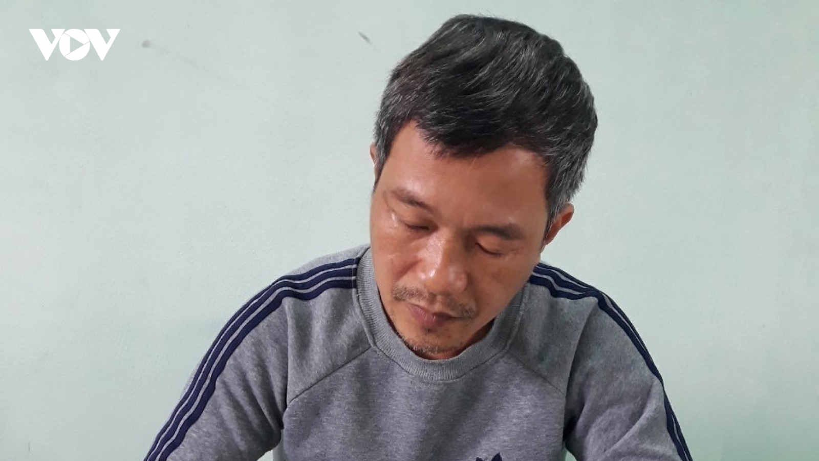 Cung cấp hồ sơ giả mạo để vay tiền ngân hàng