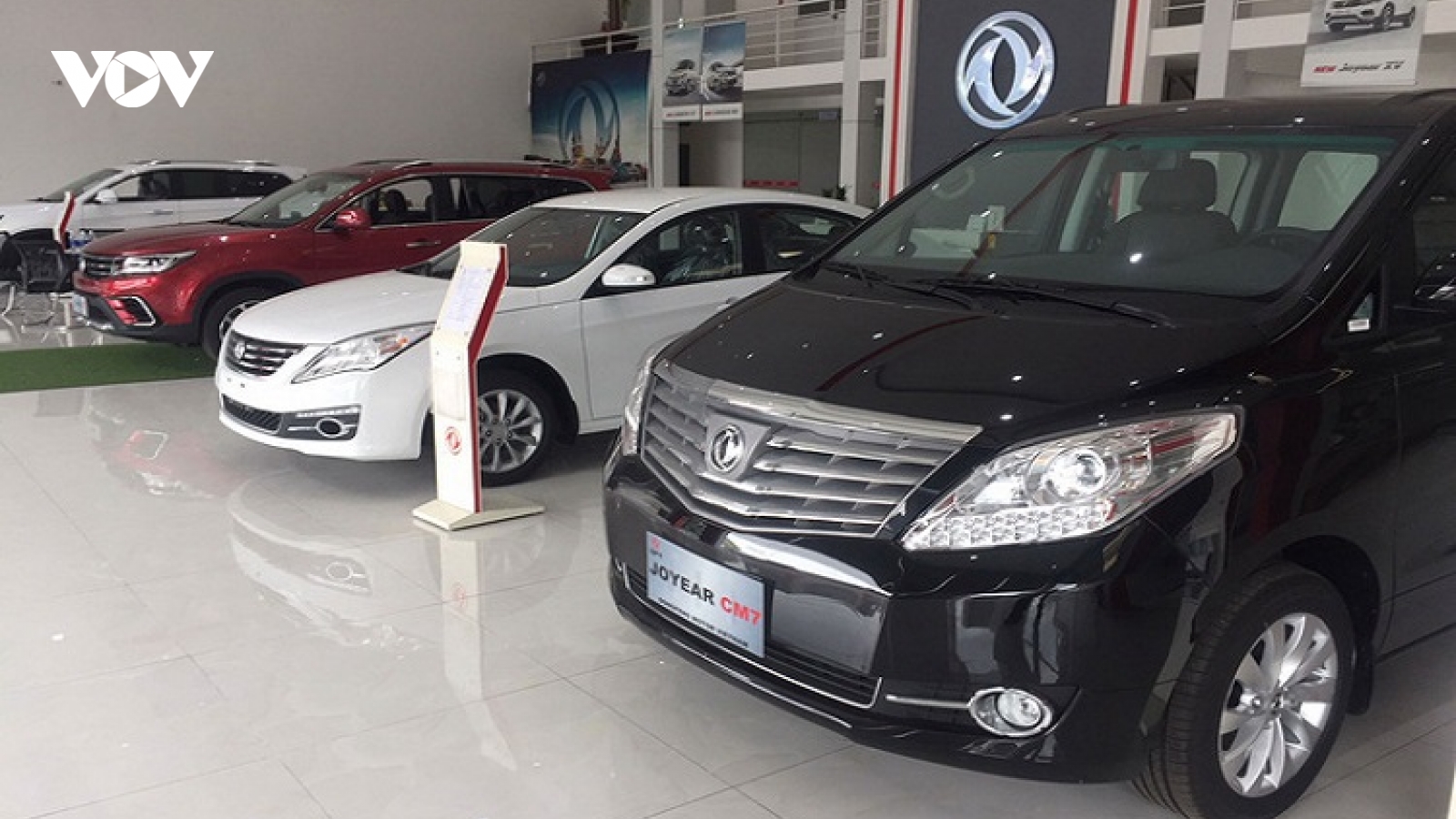 Ô tô Trung Quốc ồ ạt vào Việt Nam dịp cuối năm