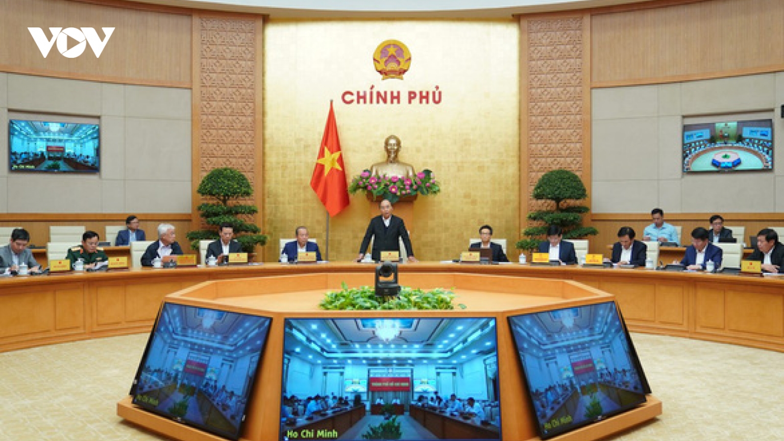 Thủ tướng yêu cầu xử lý nghiêm các vi phạm về chống dịch Covid-19