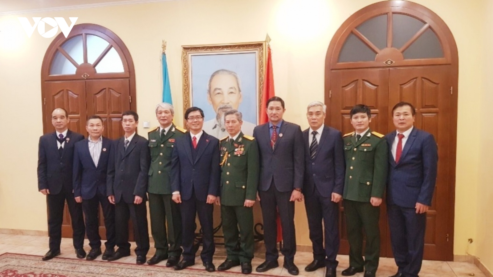 Gặp mặt kỷ niệm 76 năm thành lập Quân đội nhân dân Việt Nam tại Ukraina