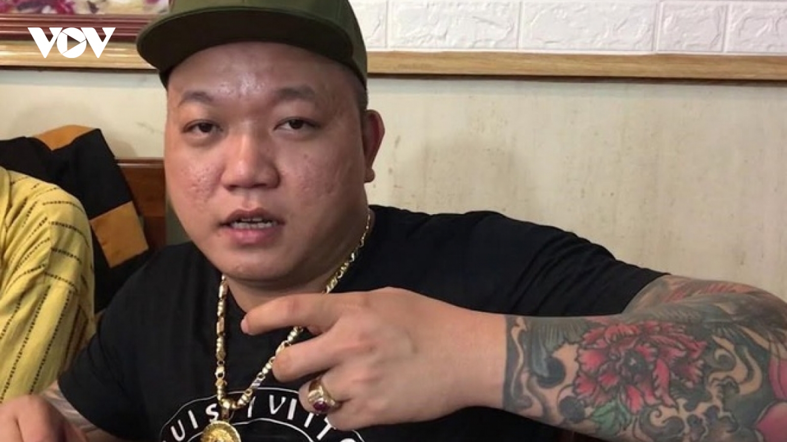 Khởi tố, tạm giam đối tượng giang hồ mạng "Ngọc Rambo"