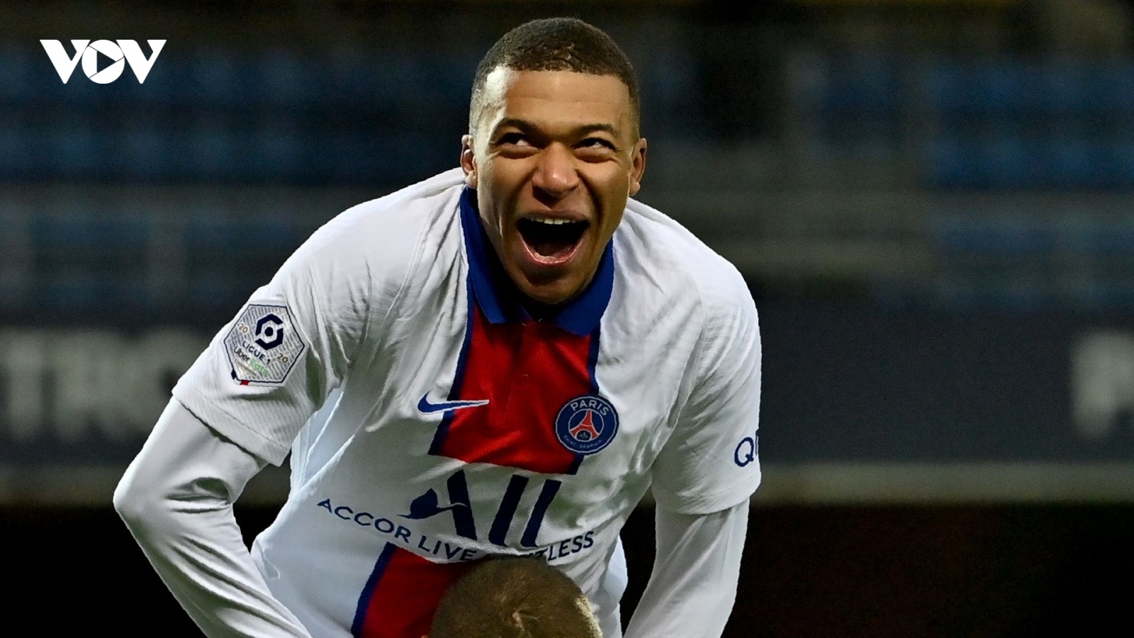 Mbappe cán mốc 100 bàn cho PSG, Dortmund và Bayern gây thất vọng