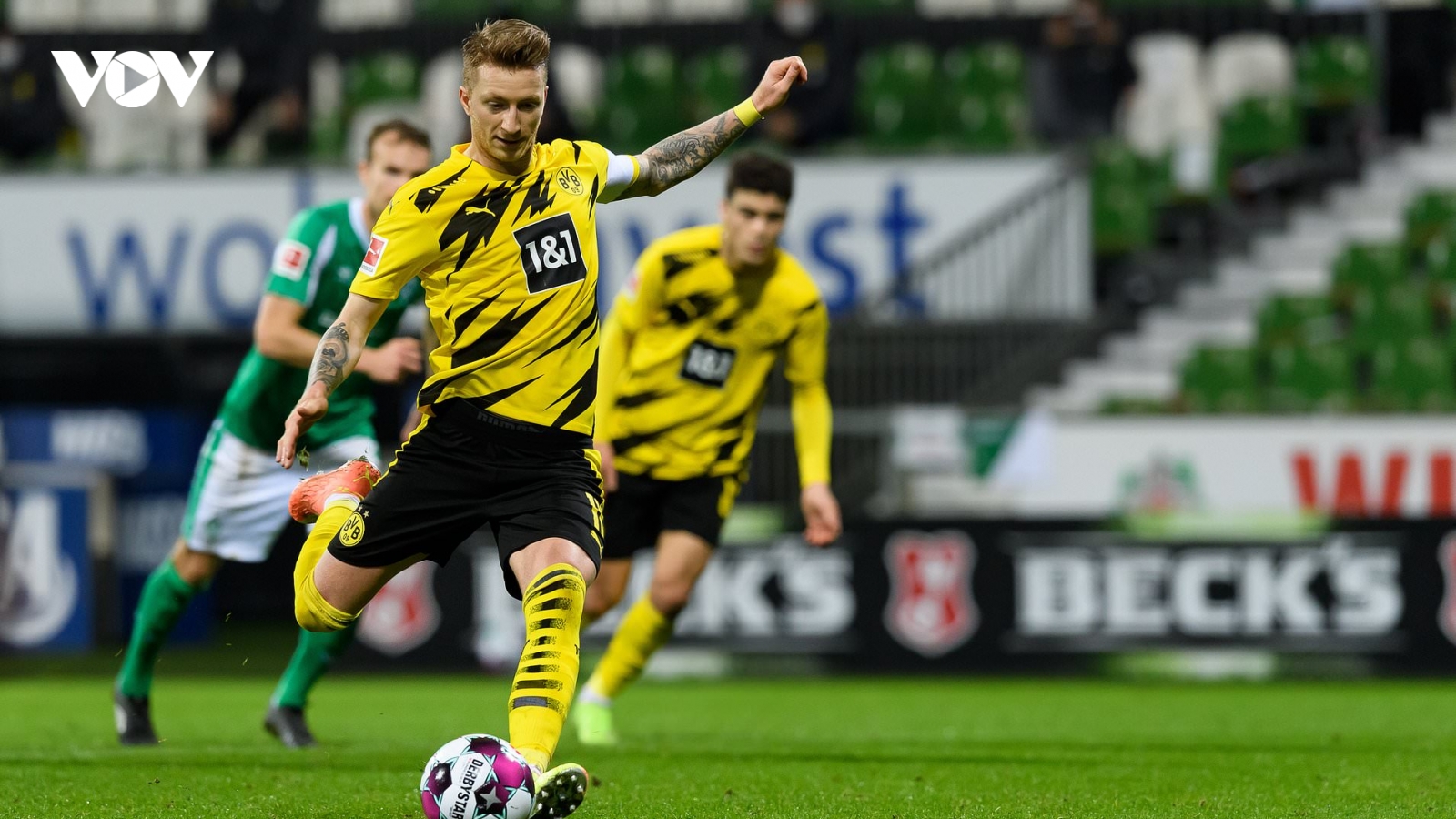Lịch thi đấu bóng đá hôm nay (18/12): Tâm điểm Bundesliga